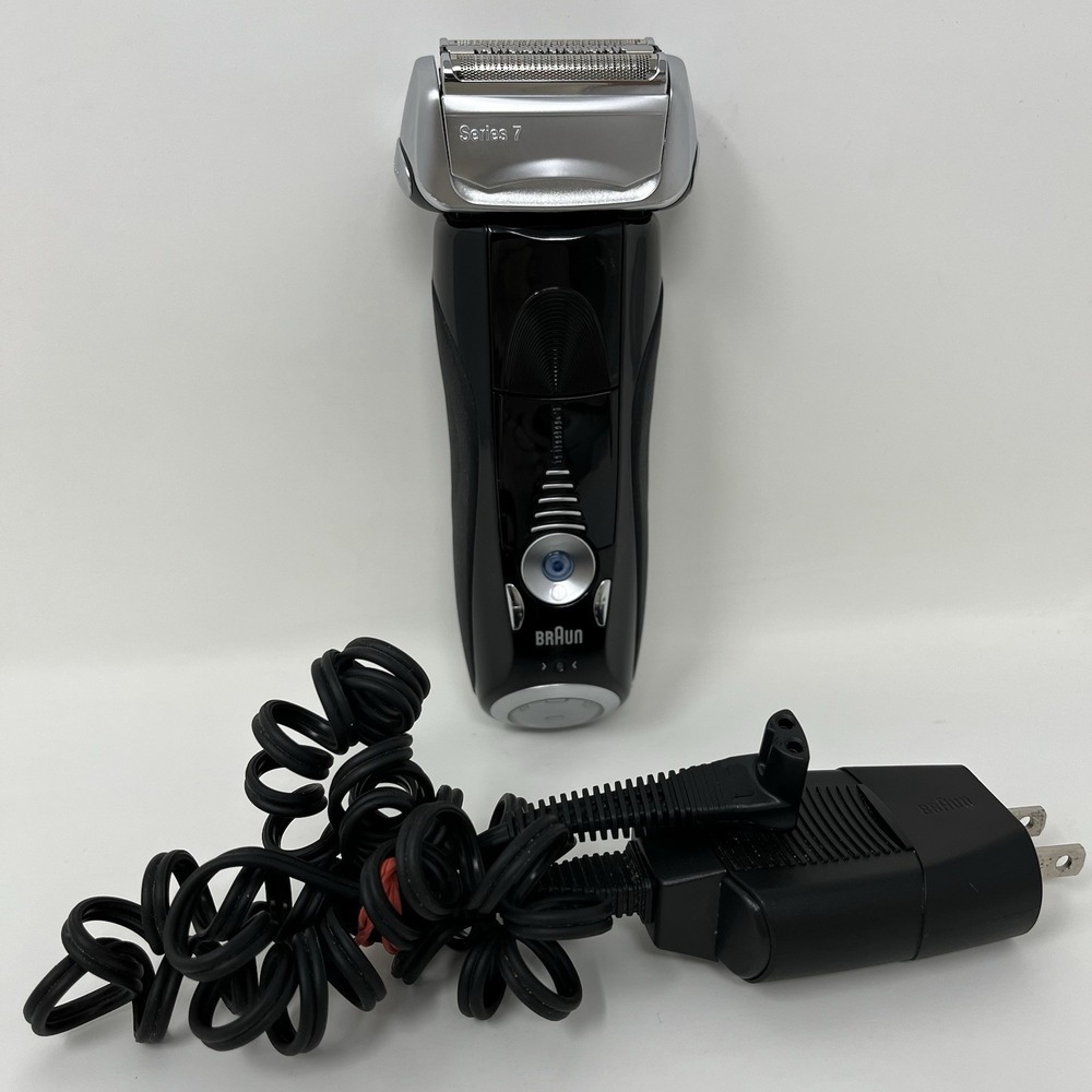 Braun Series 7 760cc-4 Electric Foil Shaver Razor w/ Charger Tested
